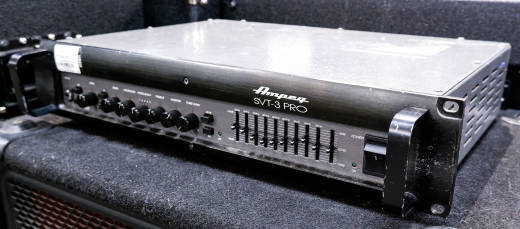 Ampeg SVT3PRO - 450 Watt Bass Head | Long & McQuade